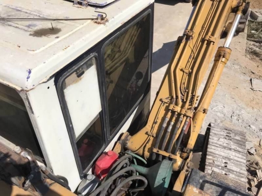 ขาย 425,000 บาท KOMATSU PC120-5 คอนโทรลยาว  เครื่องดี ปั้มแรง โช่หนา เอวแน่น (ไฟฟ้าครบ -มอเตอร์คันเร่งอยู่) เอกสารชื่อขาย  รถอยู่  จ.ปทุมธานี. โทร 0610710295