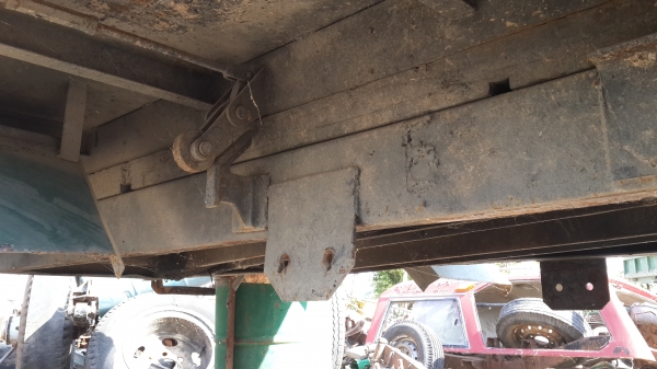 ขายกระบะดั้มรถ 6 ล้อ  สภาพดี