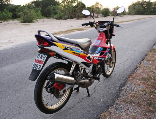 DASH 125 DASH 125