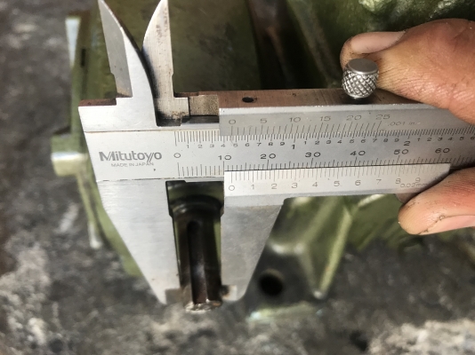 ขายหัวเกียร์ทดรอบ LM เบอร์ 80 พร้อมตัวทดย่อย อัตราทด 1:2400 รอบช้ามาก สภาพสวย หมุนนิ่ม พร้อมใช้งาน