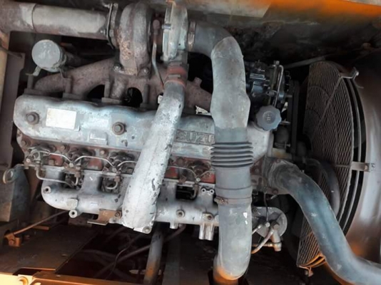 รถบ้านฝากขาย..HITACHI EX200-5 เก่าในสภาพดี  แทรคใหญ่  ช่วงล่างแน่น  เครื่องปั๊มดี  พร้อมใช้  โทร 089-3818694  ดวงนภา