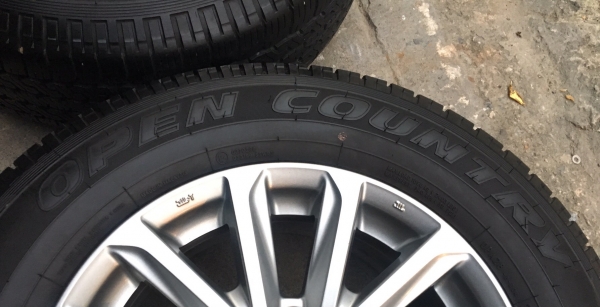 แม็ก Mitsu New Triton Plus ขอบ17 พร้อมยาง 245-65-17 ปลายปี 16 ตุ่มยังอยู่