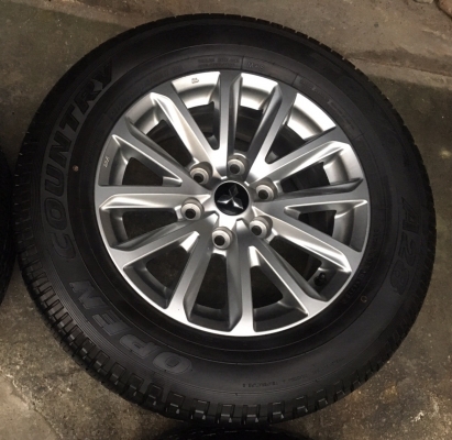 แม็ก Mitsu New Triton Plus ขอบ17 พร้อมยาง 245-65-17 ปลายปี 16 ตุ่มยังอยู่