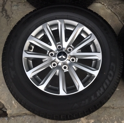 แม็ก Mitsu New Triton Plus ขอบ17 พร้อมยาง 245-65-17 ปลายปี 16 ตุ่มยังอยู่