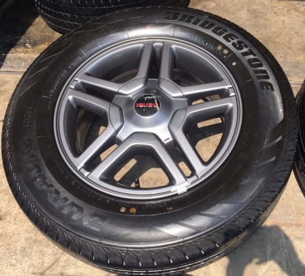 แม็กยางป้ายแดง ISUZU 1.9Blue Power X-Series 215-70-16 ปลายปี17