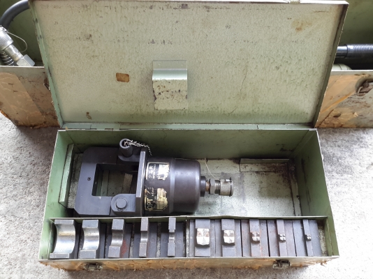 เครื่องย้ำหางปลาสายไฟ OPT MODEL:CO-400 20ton