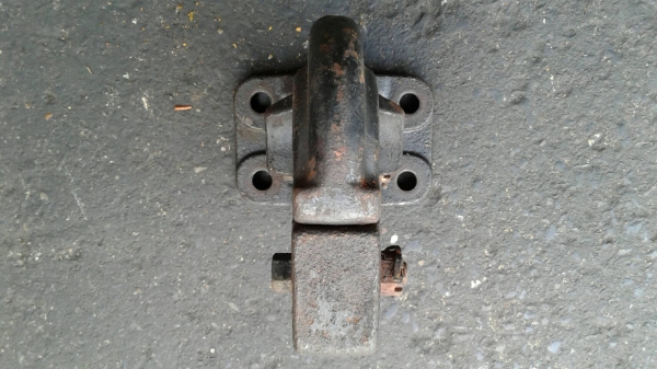 ตะขอปากนกแก้ว 8 ตัน แท้มือสอง ตะขอปากนกแก้ว 8 ตัน แท้มือสอง