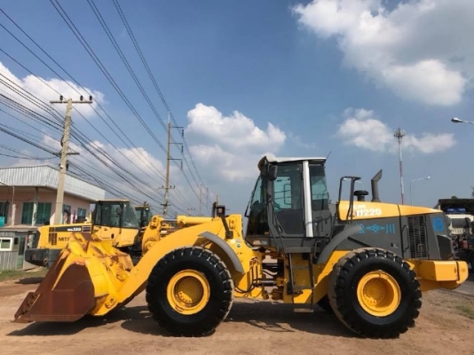 ขายรถตักล้อยาง HITACHI ZW220 (เทียบเท่า WA380-6) รถนอกนำเข้าเองจากญี่ปุ่น สภาพสวยพร้อมใช้งาน มีVDOครับ ขายรถตักล้อยาง HITACHI ZW220 (เทียบเท่า WA380-6) รถนอกนำเข้าเองจากญี่ปุ่น สภาพสวยพร้อมใช้งาน มีVDOครับ