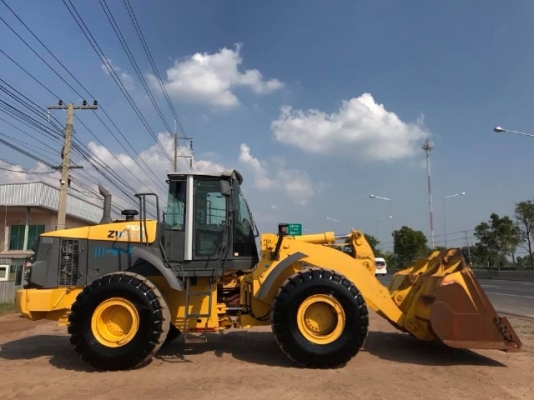 ขายรถตักล้อยาง HITACHI ZW220 (เทียบเท่า WA380-6) รถนอกนำเข้าเองจากญี่ปุ่น สภาพสวยพร้อมใช้งาน มีVDOครับ ขายรถตักล้อยาง HITACHI ZW220 (เทียบเท่า WA380-6) รถนอกนำเข้าเองจากญี่ปุ่น สภาพสวยพร้อมใช้งาน มีVDOครับ