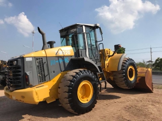 ขายรถตักล้อยาง HITACHI ZW220 (เทียบเท่า WA380-6) รถนอกนำเข้าเองจากญี่ปุ่น สภาพสวยพร้อมใช้งาน มีVDOครับ ขายรถตักล้อยาง HITACHI ZW220 (เทียบเท่า WA380-6) รถนอกนำเข้าเองจากญี่ปุ่น สภาพสวยพร้อมใช้งาน มีVDOครับ