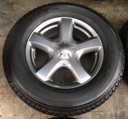 แม็ก ISUZU V-CROSS X-Series ขอบ 17 พร้อมยาง Bridgestone 255-65-17 ปี 14 ตุ่ม เส้นสีชัดๆ