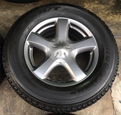 แม็ก ISUZU V-CROSS X-Series ขอบ 17 พร้อมยาง Bridgestone 255-65-17 ปี 14 ตุ่ม เส้นสีชัดๆ