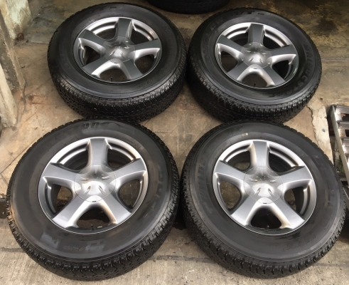 แม็ก ISUZU V-CROSS X-Series ขอบ 17 พร้อมยาง Bridgestone 255-65-17 ปี 14 ตุ่ม เส้นสีชัดๆ