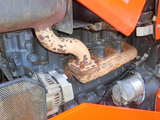 M5000คะพร้อมใบดันหน้า+ผาน6ทำงาน2383ชม รถปี52มีเล่มทะเบียนพร้อมโอนคะ