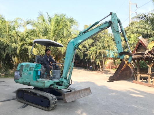 KOMATSU PC20-7 คอนโทลน้ำมัน ปั้มแรง สวยเดิมจากญี่ปุ่น ทำงานสมบูรณ์ทุกระบบ รับรองไม่ผิดหวัง 235,000 เท่านั้น!!