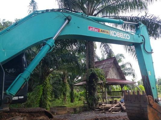 รถแบคโฮ KOBELCO SK200 ซุปเปอร์ XM. สนใจติดต่อ 081 - 6079515 รถแบคโฮ KOBELCO SK200 ซุปเปอร์ XM. สนใจติดต่อ 081 - 6079515