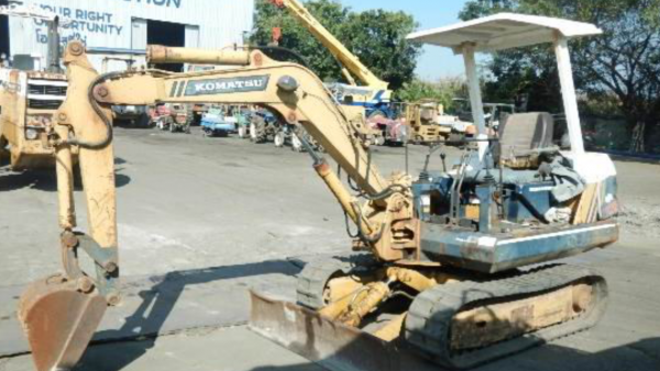 ขายรถขุด KOMATSU PC20-5 สีเดิม,เก็บระบบ,พร้อมส่ง สินค้านำเข้าจากญี่ปุ่น