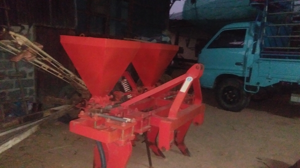 .ขายด่วน ลิปเปอร์ สองถัง 4  ขาสภาพสวยพึ่งใช้งานใด้ปีเดียว