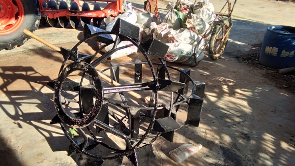 ขายด่วนล้อเหล็กกันจมใช้กับรถรุ่นL45 - L50 สภาพสวย