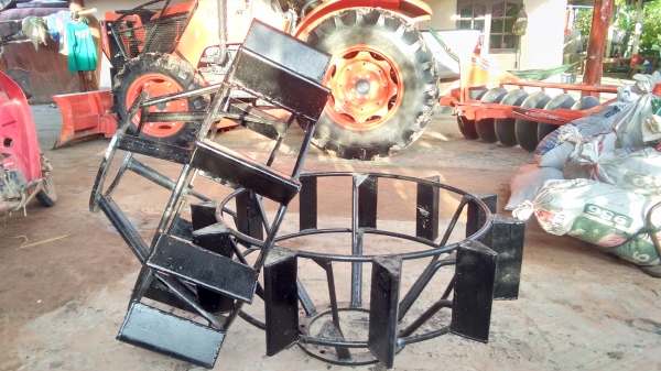 ขายด่วนล้อเหล็กกันจมใช้กับรถรุ่นL45 - L50 สภาพสวย