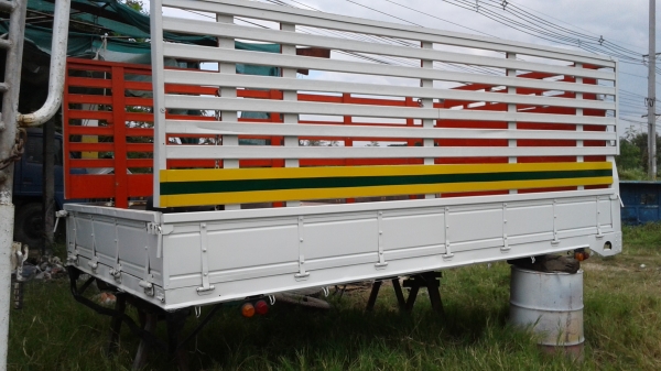 ขายด่วน..กะบะคาโก้.พื้นเหล็ก.รั้วเหล็ก.ยาว4.50เมตร.กว้าง2.20เมตร