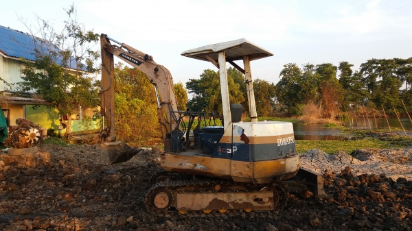 PC30-6พร้อมใช้งาน ระบบดี ช่วงล่างเต็ม เครื่องแห้งๆนิ่มๆ ปั๊มแรง เอวแน่นๆ