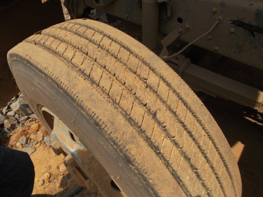 ขายด่วนรถสิบล้อหลงสองเพลาดรั้มยูโรว้นเทอโบอินเตอร225แรง ขายด่วนรถสิบล้อหลงสองเพลาดรั้มยูโรว้นเทอโบอินเตอร225แรง