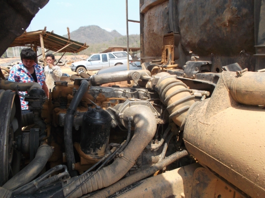 ขายด่วนรถสิบล้อหลงสองเพลาดรั้มยูโรว้นเทอโบอินเตอร225แรง ขายด่วนรถสิบล้อหลงสองเพลาดรั้มยูโรว้นเทอโบอินเตอร225แรง