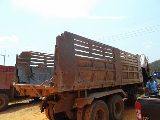 ขายด่วนรถสิบล้อหลงสองเพลาดรั้มยูโรว้นเทอโบอินเตอร225แรง ขายด่วนรถสิบล้อหลงสองเพลาดรั้มยูโรว้นเทอโบอินเตอร225แรง