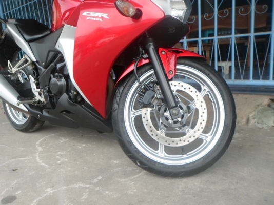 ขายCBR250Rด่วนด่วน ขายCBR250Rด่วนด่วน