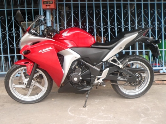 ขายCBR250Rด่วนด่วน ขายCBR250Rด่วนด่วน