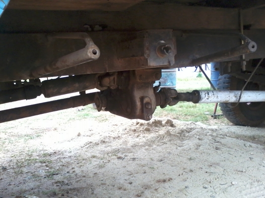 รถอีแต๋น 4 ล้อ มีเกียร์สโลว์ เพลา 110 สภาพแจ๋ว ๆ