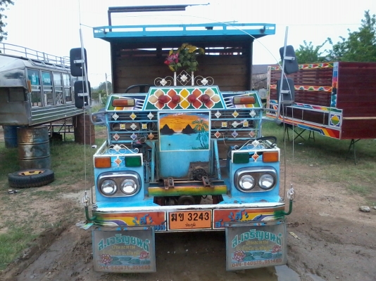 รถอีแต๋น 4 ล้อ มีเกียร์สโลว์ เพลา 110 สภาพแจ๋ว ๆ