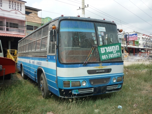 รถบัส HINO  ความยาว 10 เมตร 44 ที่นั่ง ราคาต่อรองได้
