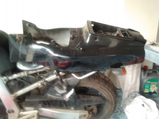 ขายซาก  suzuki R-7  หรือต้องการอะไหล่บางอย่างแยกขาย