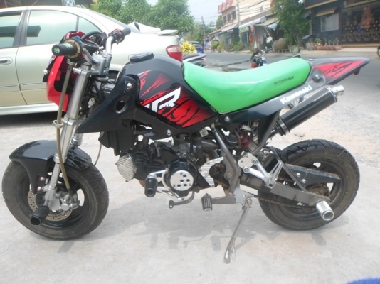 ขายKSR ปี52ราคาโดนโดน คู่มือชุดโอนครบครับ เครื่องเดิมเดิมครับ แต่งแค่ภายนอก สนใจสอบถามกันเลยคนขายใจดี พร้อมจัดส่งทั่วประเทศ