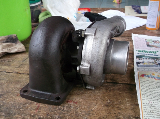 ขายเทอร์โบ KOMATSU PC 200-3 ราคาไม่แพง