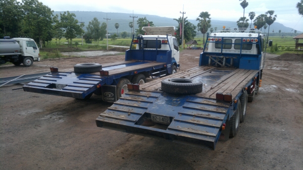 ขาย10ล้อ2เพลาเทเลอร์ท้ายลาด  บรรทุกรถแม็คโคร  200-320