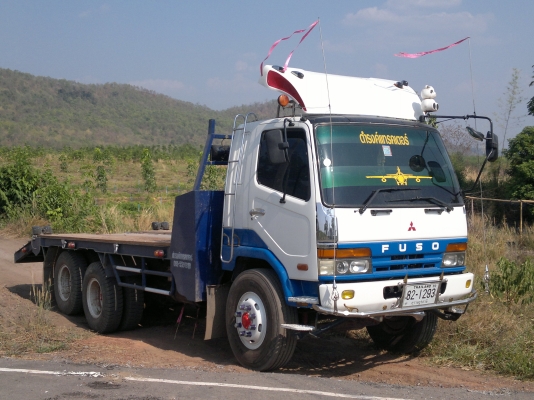 ขาย10ล้อ2เพลาเทเลอร์ท้ายลาด  บรรทุกรถแม็คโคร  200-320