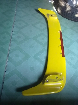 สปอยเลอ์หลัง สวยๆ ใส่ได้หลายรุ่น มีไฟถอยled