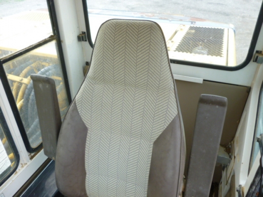 รถเก่านอก pc 100-5 สนใจโทร 082-7211671 อี๊ดสองห้อง