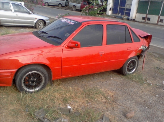 DAEWOO nexia รถยนต์รุ่นประหยัดปัญหาน้อยที่น่าใช้ DAEWOO nexia รถยนต์รุ่นประหยัดปัญหาน้อยที่น่าใช้