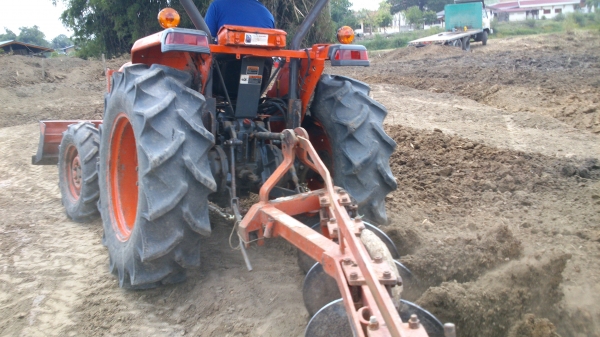 ขาย4508  DI    สวย สีเดิมๆ  พร้อมผาน 6*22 ตราช้าง ครับ