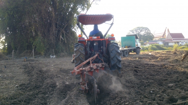 ขาย4508  DI    สวย สีเดิมๆ  พร้อมผาน 6*22 ตราช้าง ครับ