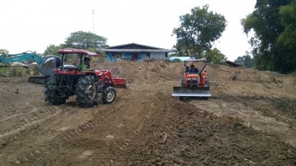 ขาย4508  DI    สวย สีเดิมๆ  พร้อมผาน 6*22 ตราช้าง ครับ