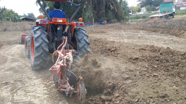 ขาย4508  DI    สวย สีเดิมๆ  พร้อมผาน 6*22 ตราช้าง ครับ