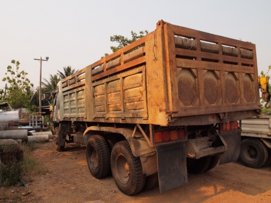 ขายรถบรรทุก 10 ล้อดั้ม Hino 3H 195Hp 2 เพลา