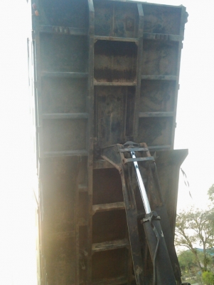 มาแล้วครับ HINO FM 1M 220 Hp ดัมพ์สามมิตรลอนเฉียงงามมากๆครับ