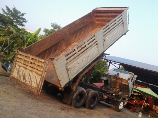 มาแล้วครับ HINO FM 1M 220 Hp ดัมพ์สามมิตรลอนเฉียงงามมากๆครับ