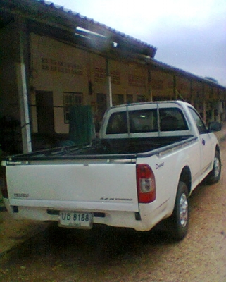 ขายดีแม็ค 2004  2500 CC. หน้าเดิมพร้อมใช้ โทร 081-9837056